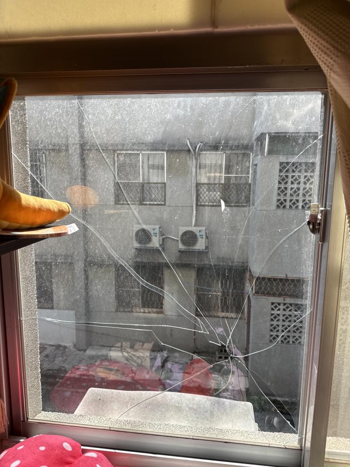 窗戶維修案件圖片