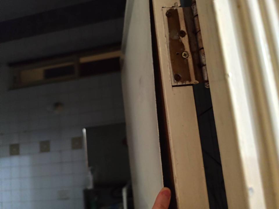 門片維修案件圖片
