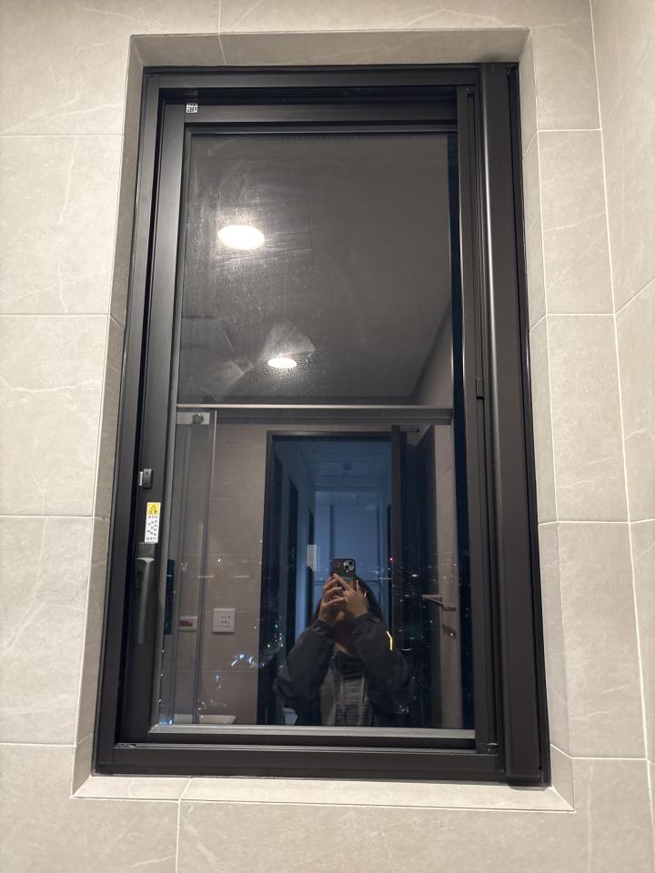 窗簾安裝維修案件圖片