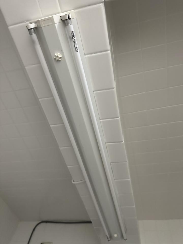 燈具維修案件圖片