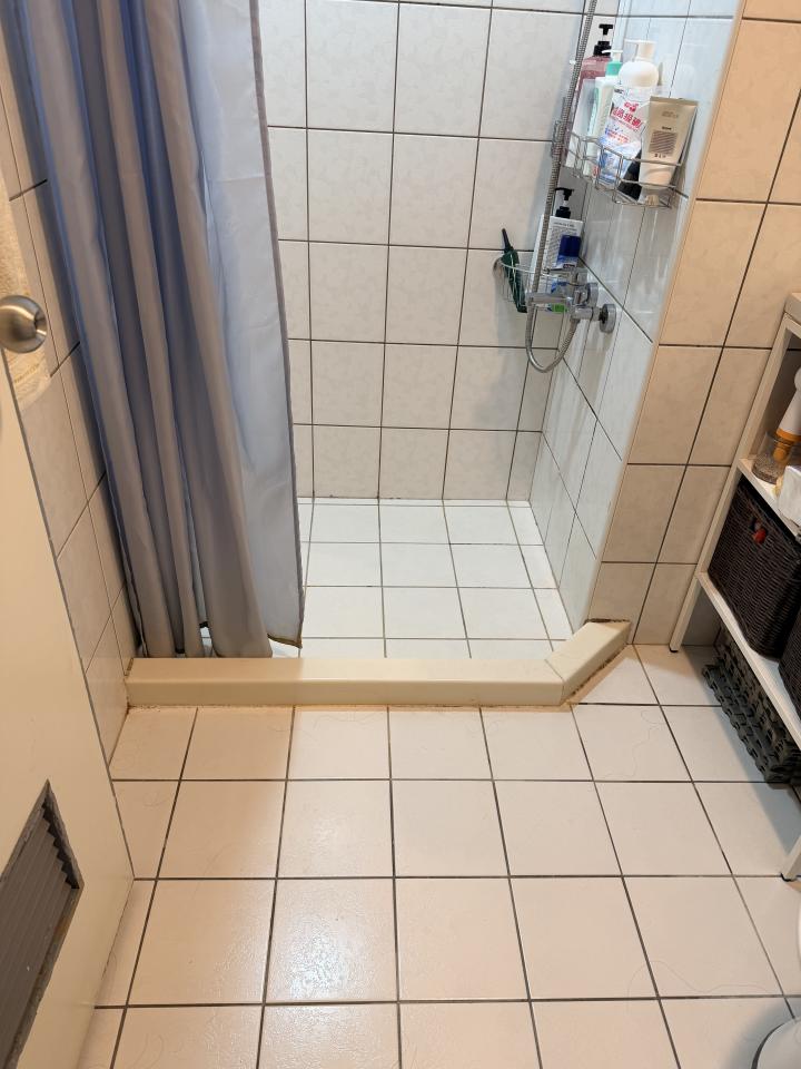 淋浴拉門安裝維修案件圖片