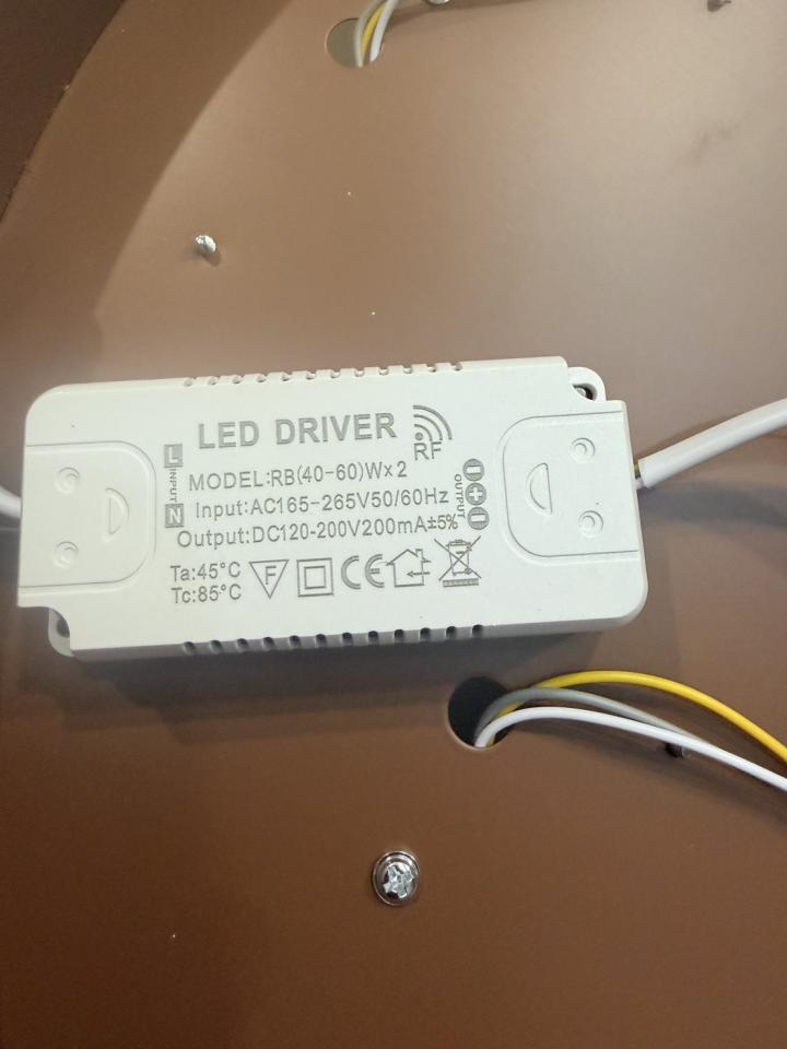 燈具安裝案件圖片