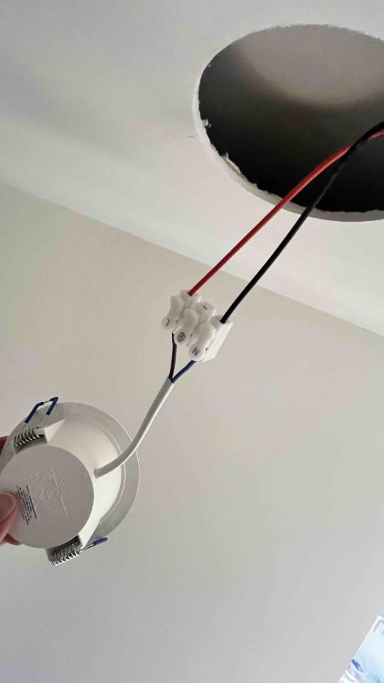 燈具安裝案件圖片