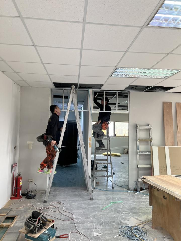 電視壁掛架安裝案件圖片