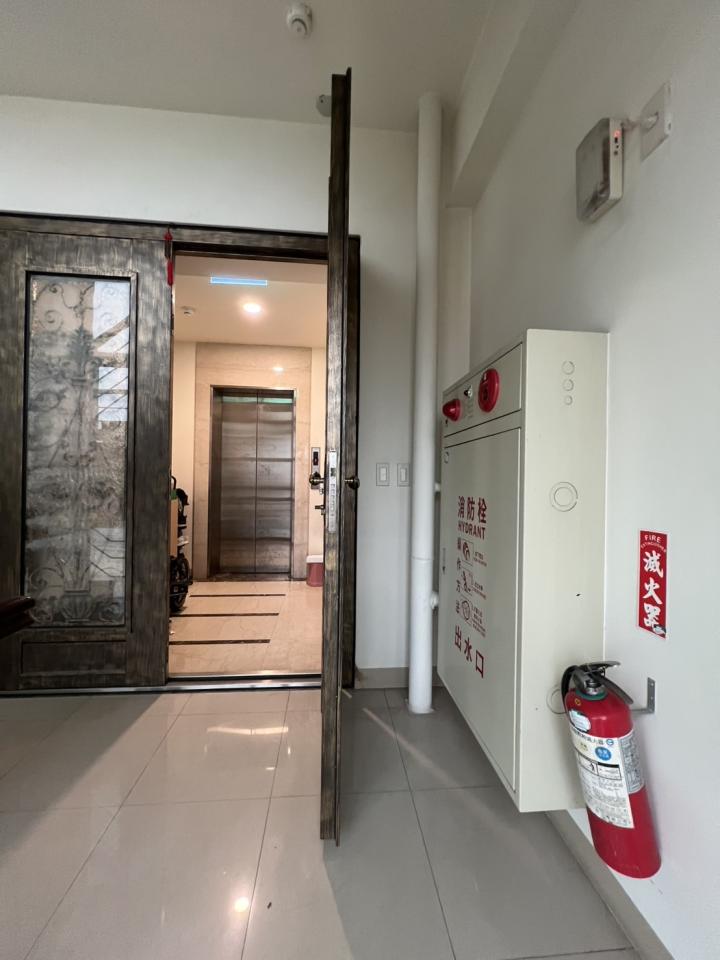 門片安裝案件圖片