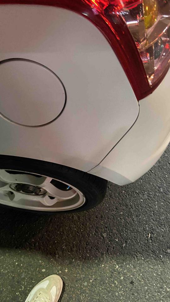 汽車板金烤漆案件圖片