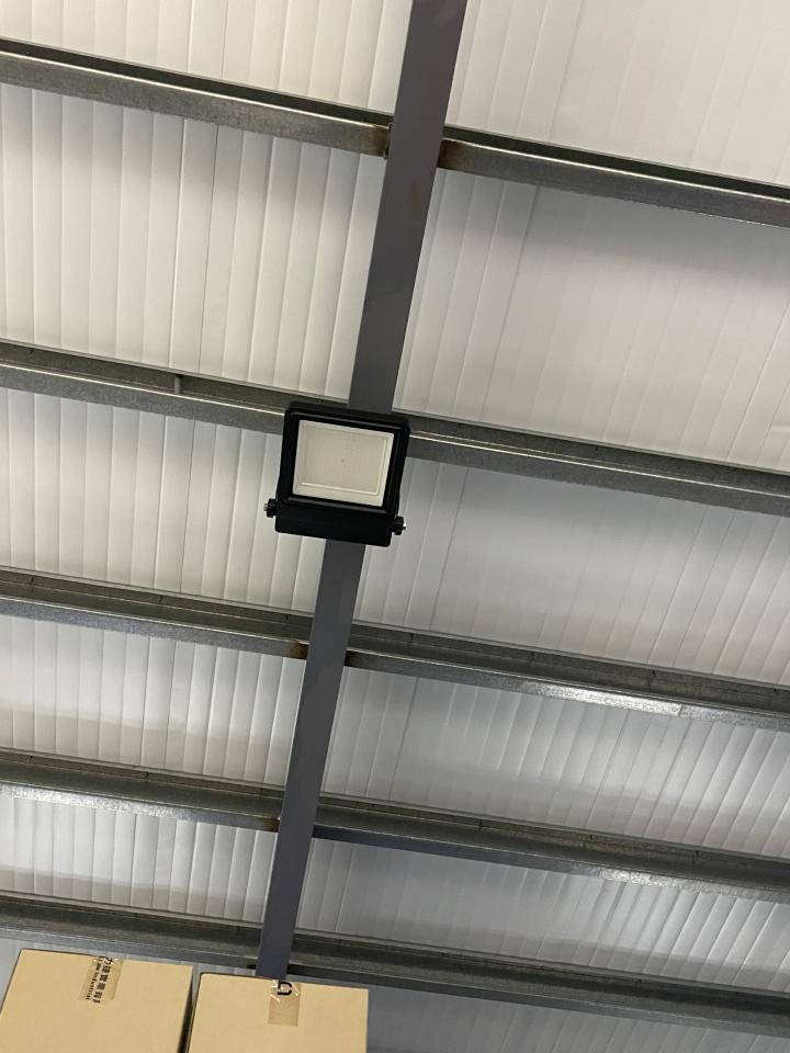 燈具維修案件圖片