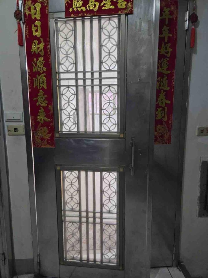 門片維修案件圖片