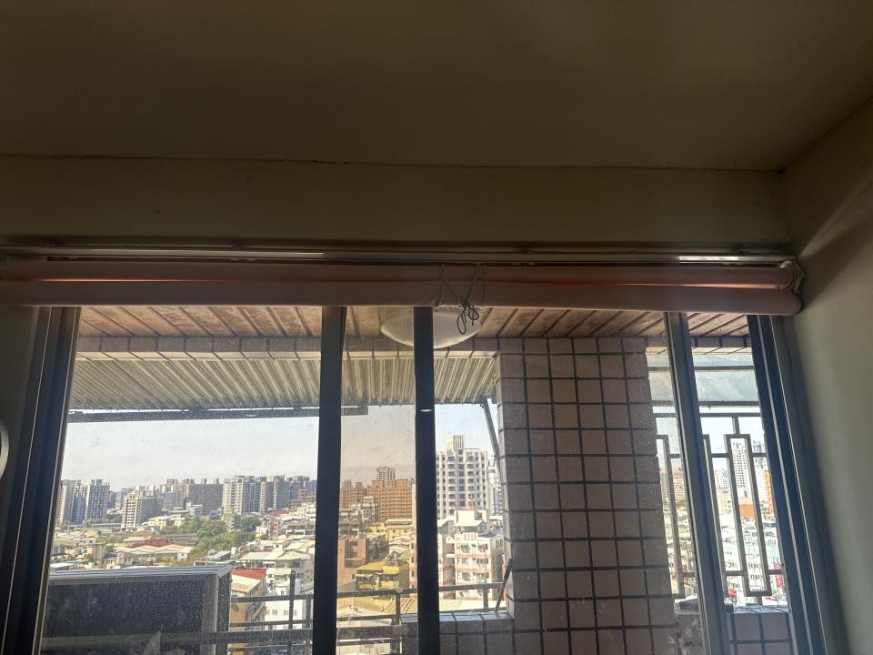 窗簾安裝維修案件圖片