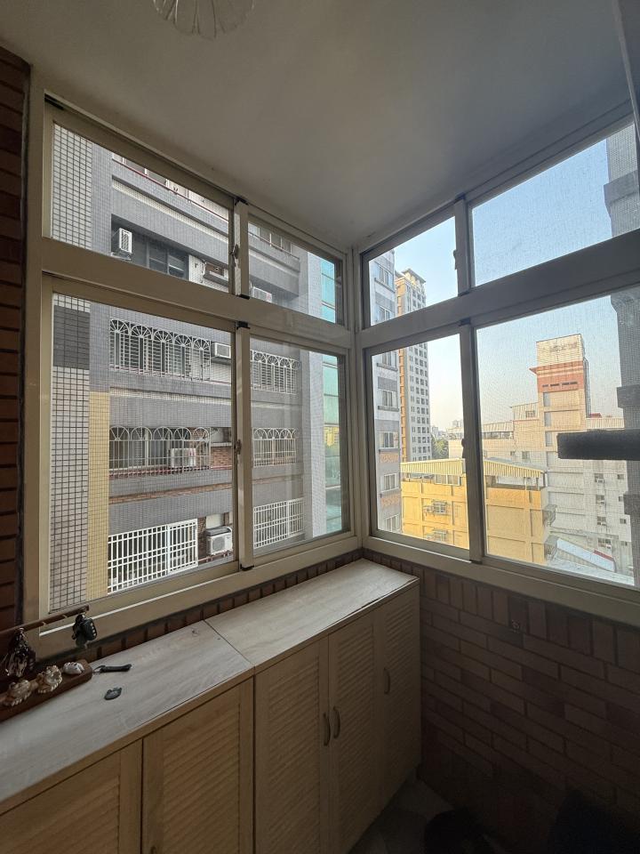 玻璃清潔案件圖片