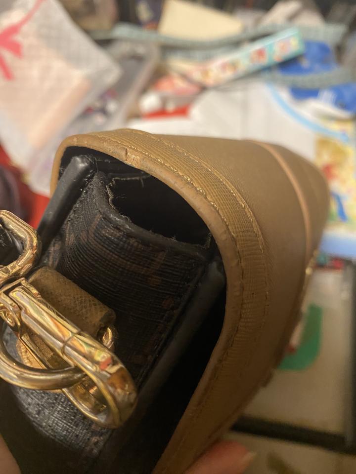 修鞋修包案件圖片