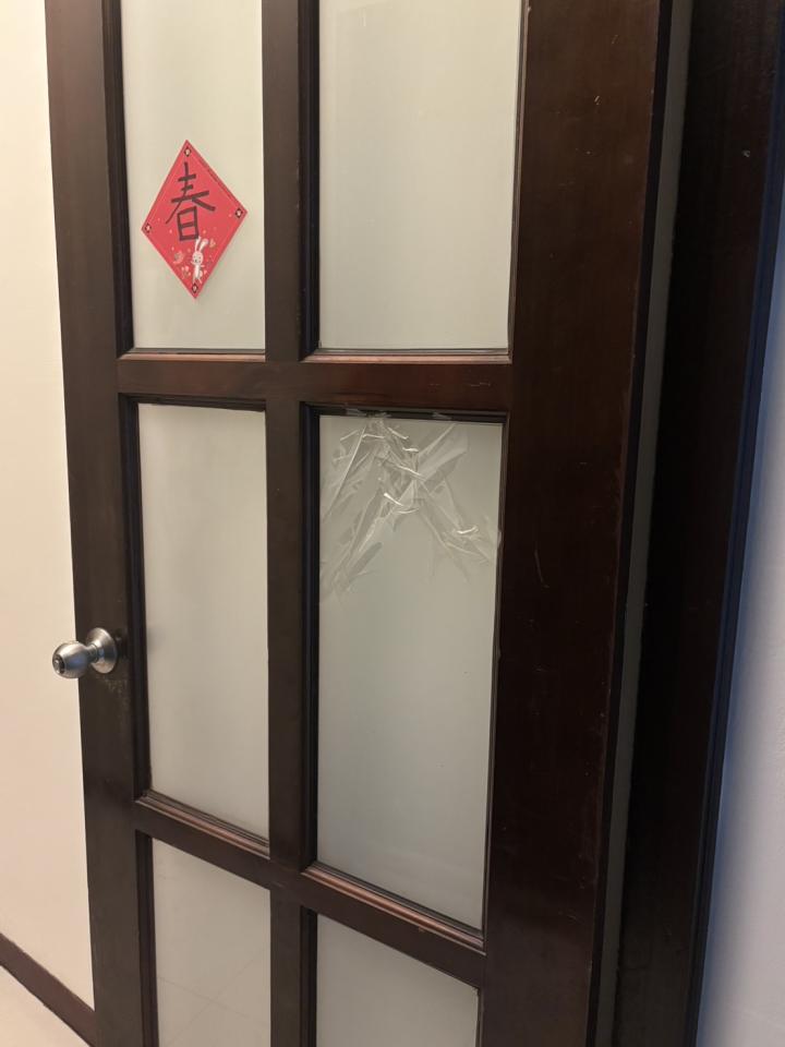 玻璃門案件圖片