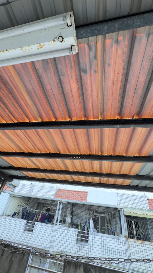 鐵皮屋頂案件圖片