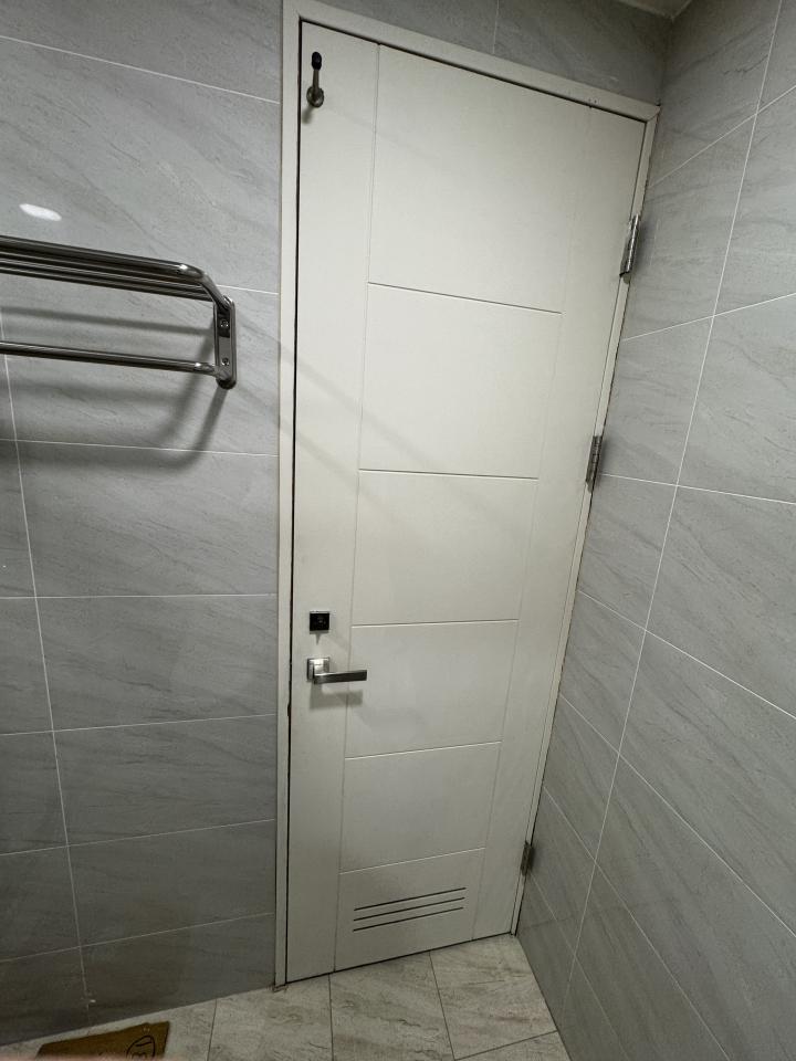 門片維修案件圖片