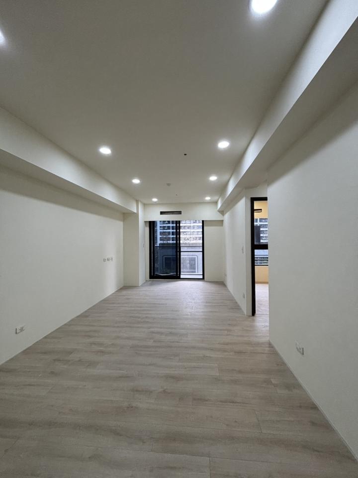 電視壁掛架安裝案件圖片