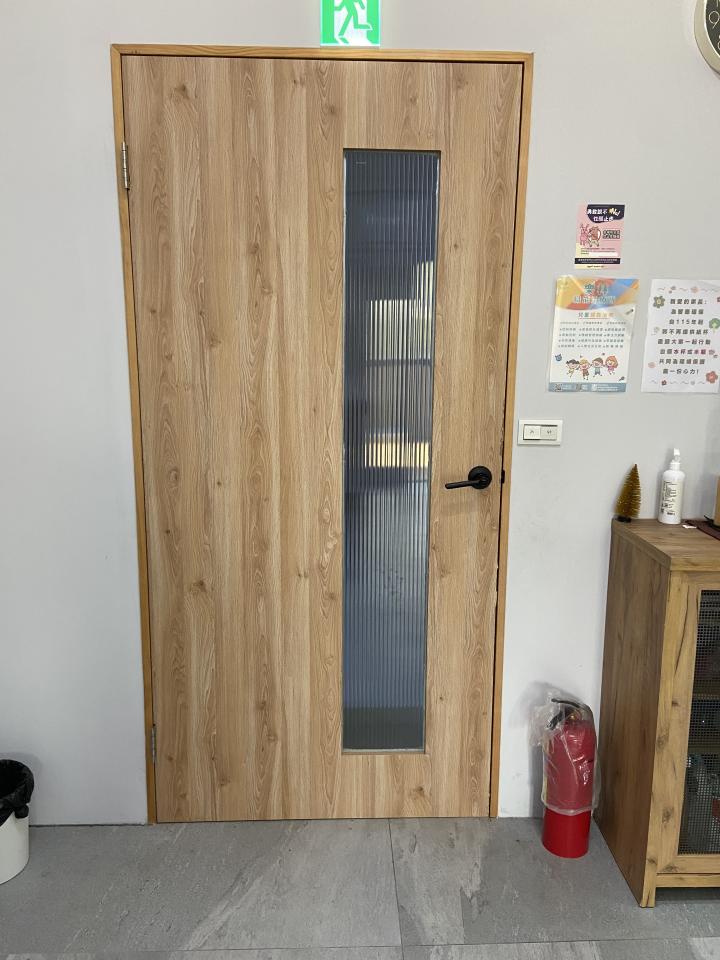 門片安裝案件圖片