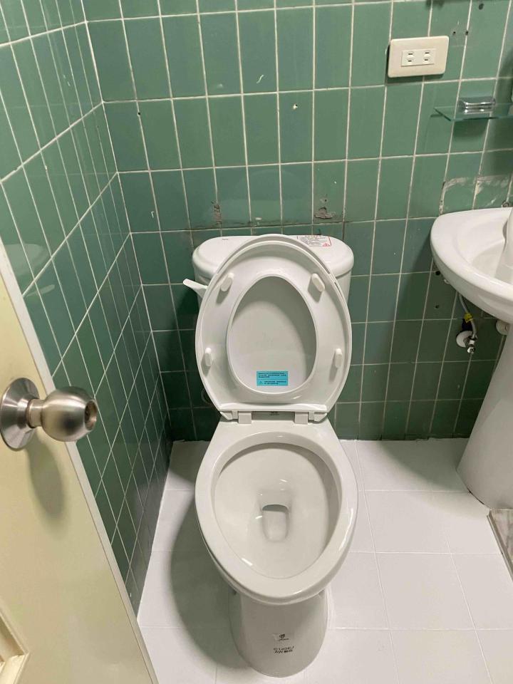 馬桶裝修案件圖片