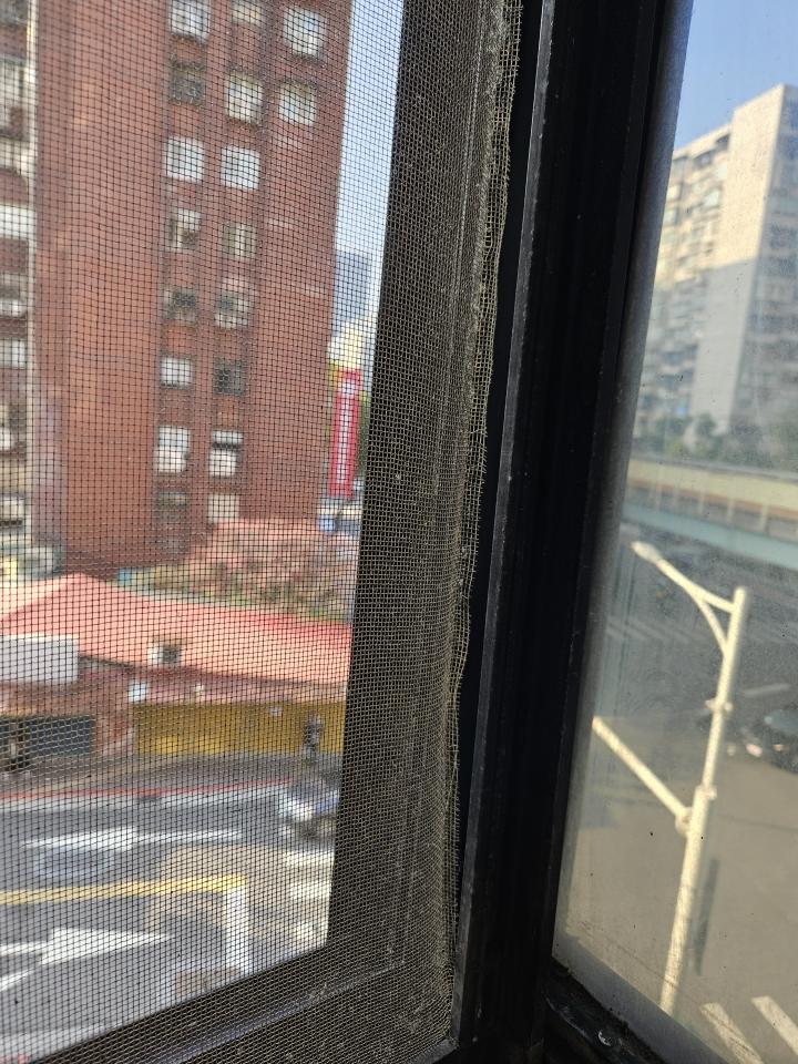 窗戶維修案件圖片