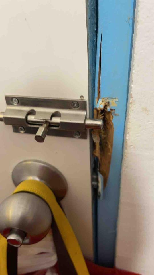門片安裝案件圖片