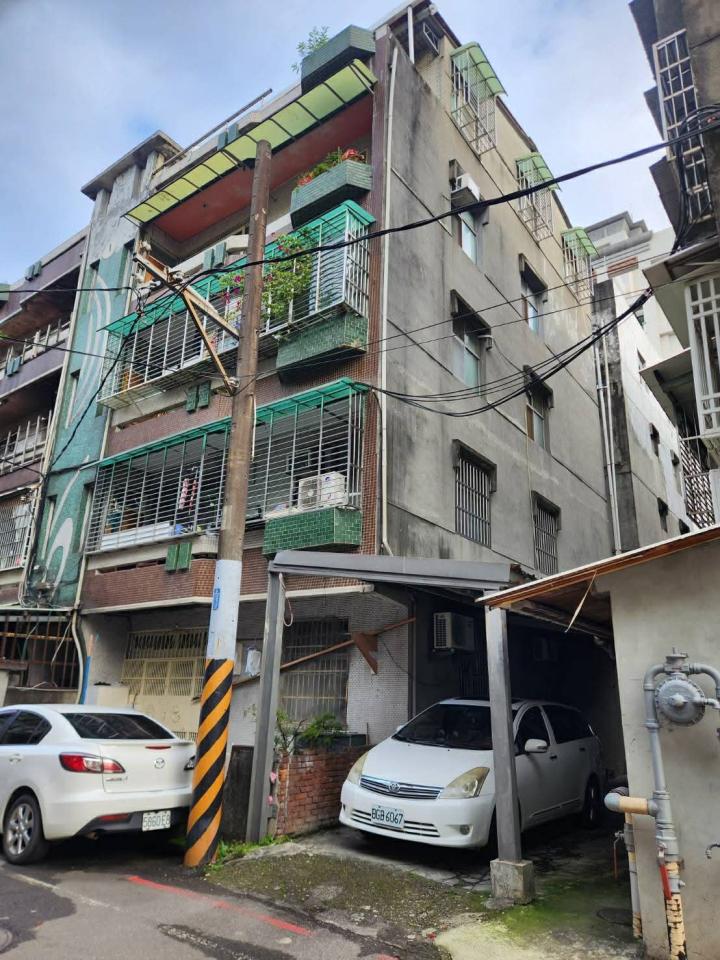 外牆裝潢板案件圖片