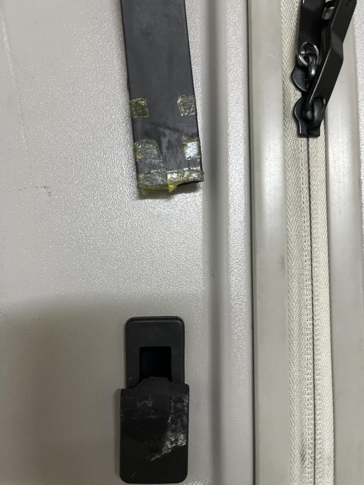 行李箱維修案件圖片