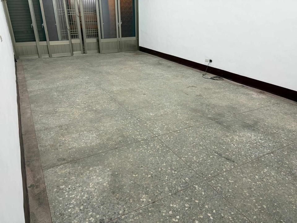 地板拋光打蠟案件圖片