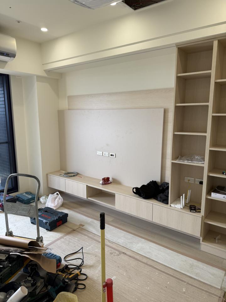 電視壁掛架安裝案件圖片