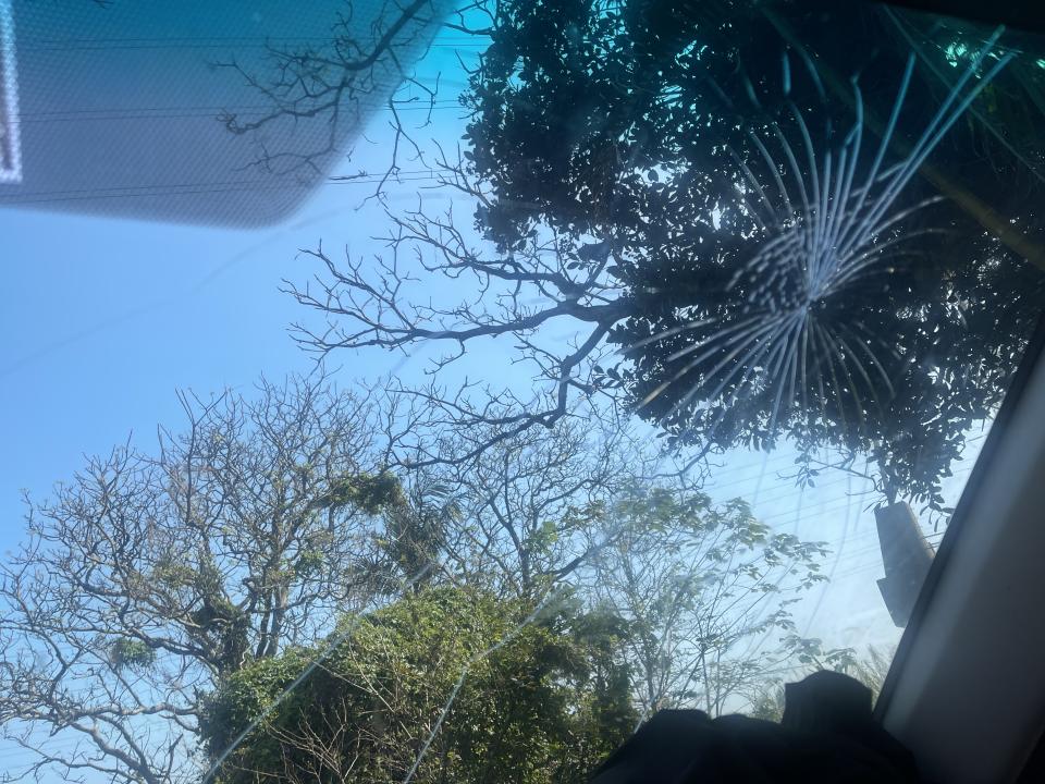 汽車玻璃修補案件圖片