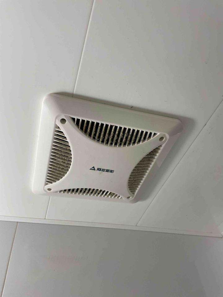 浴室抽風機清潔案件圖片