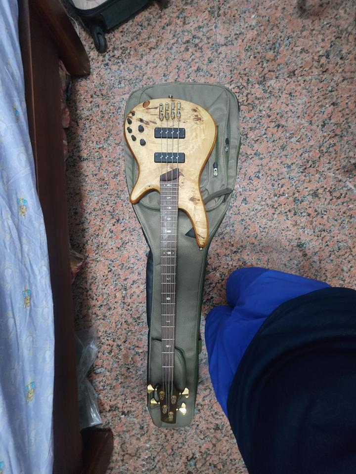 樂器行案件圖片