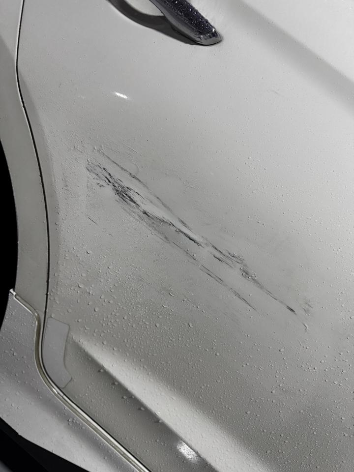 汽車板金烤漆案件圖片