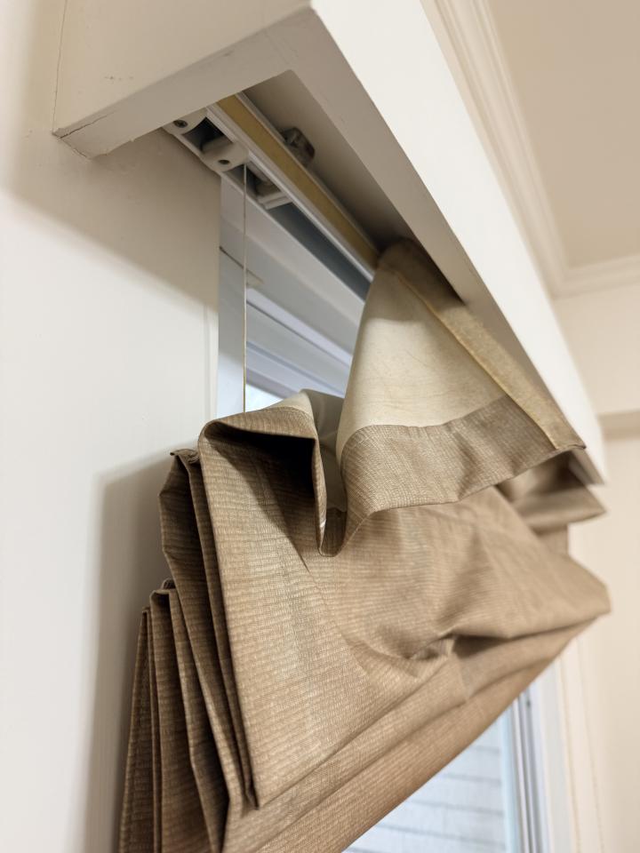 窗簾安裝維修案件圖片