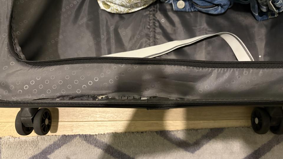 行李箱維修案件圖片