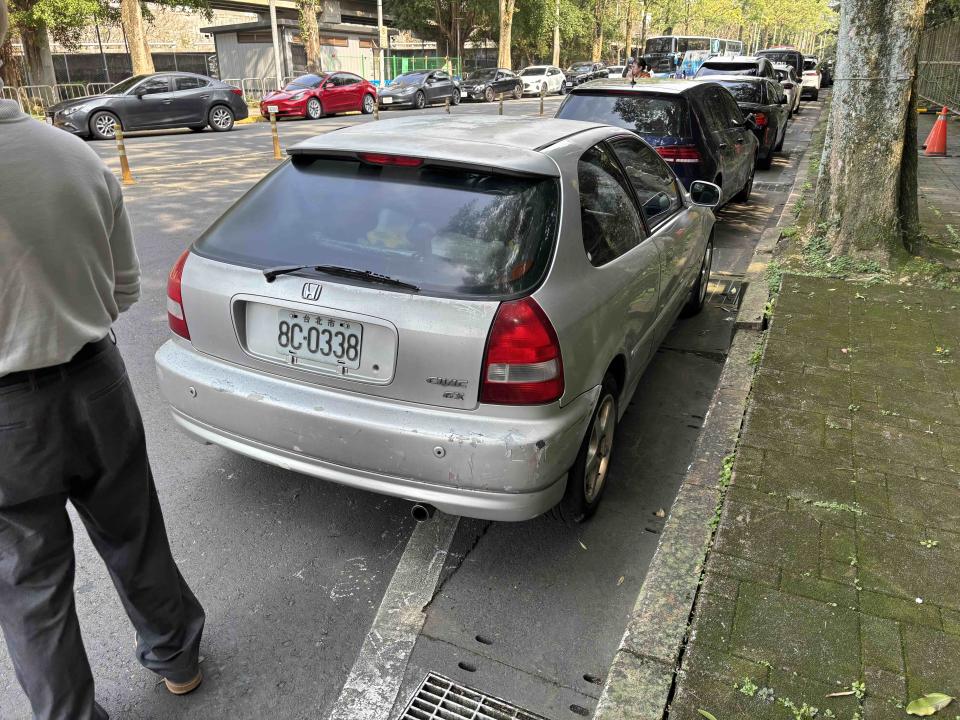 汽車板金烤漆案件圖片