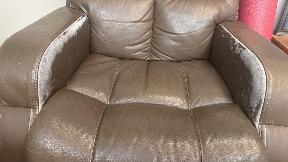 沙發修理案件圖片