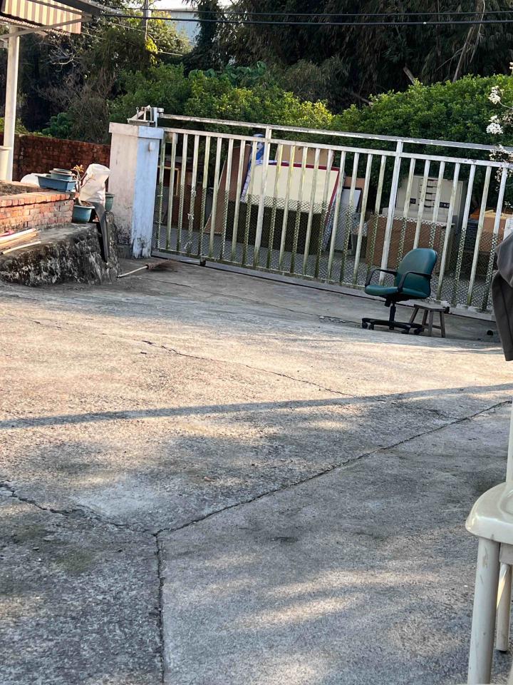 伸縮門案件圖片