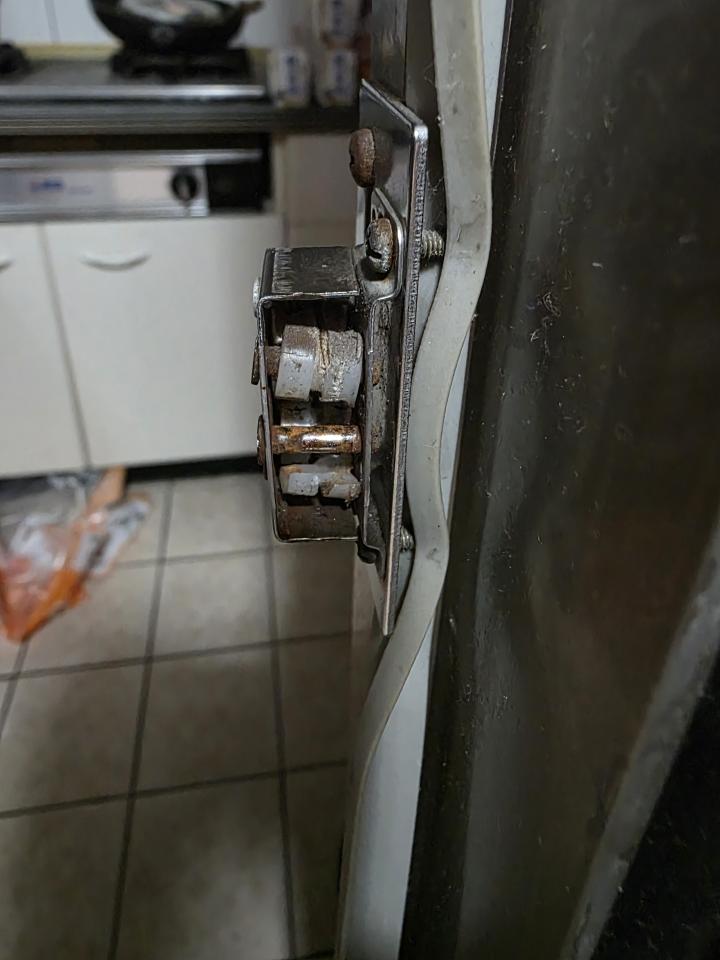 門片維修案件圖片