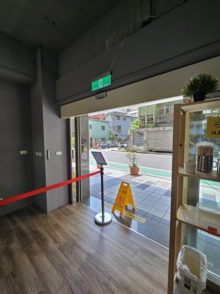 空氣門安裝案件圖片