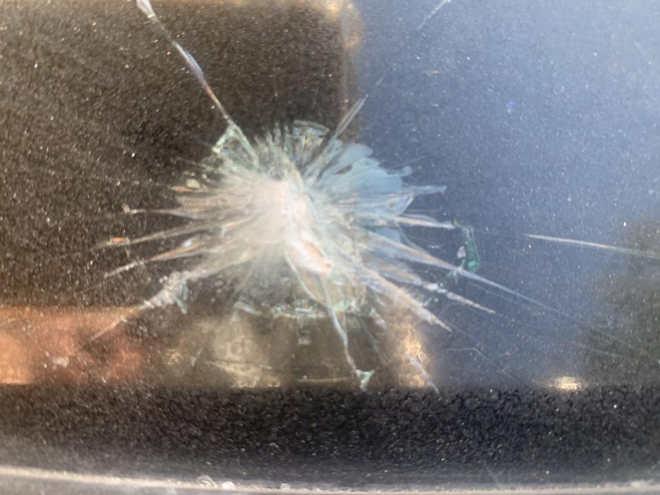 汽車玻璃修補案件圖片