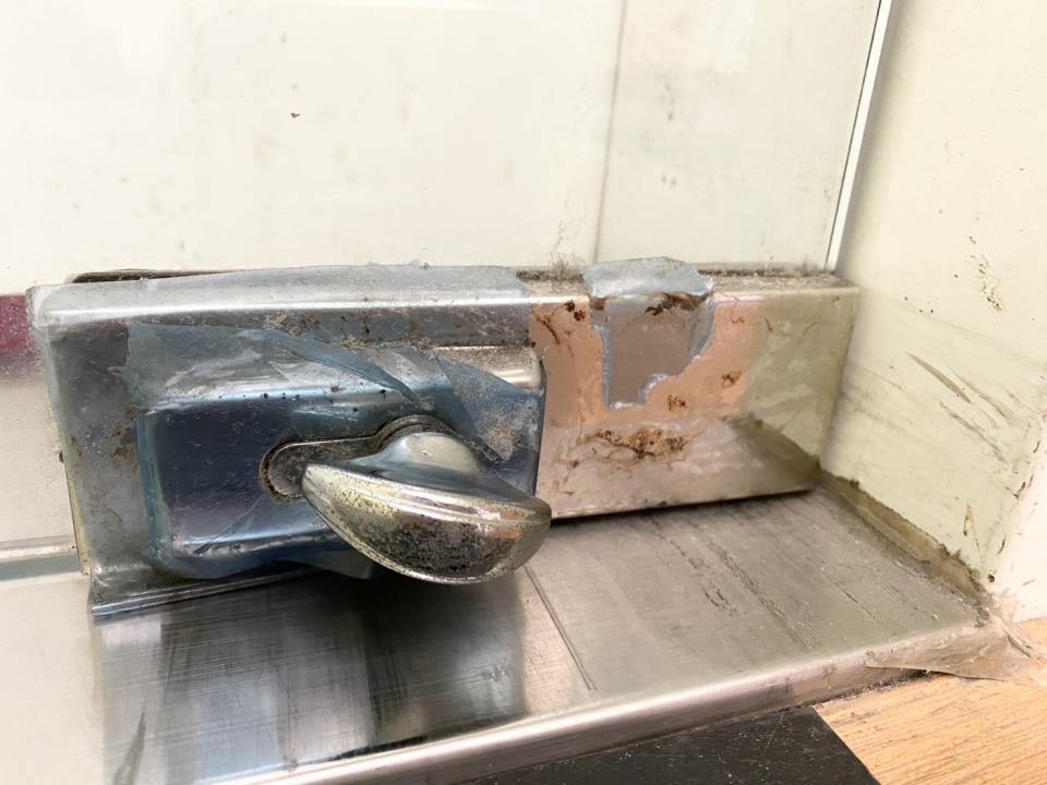 玻璃門案件圖片