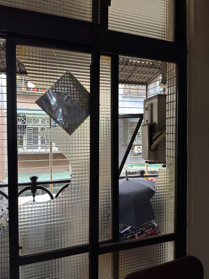 窗戶維修案件圖片