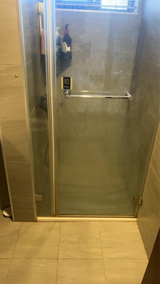 淋浴拉門安裝維修案件圖片