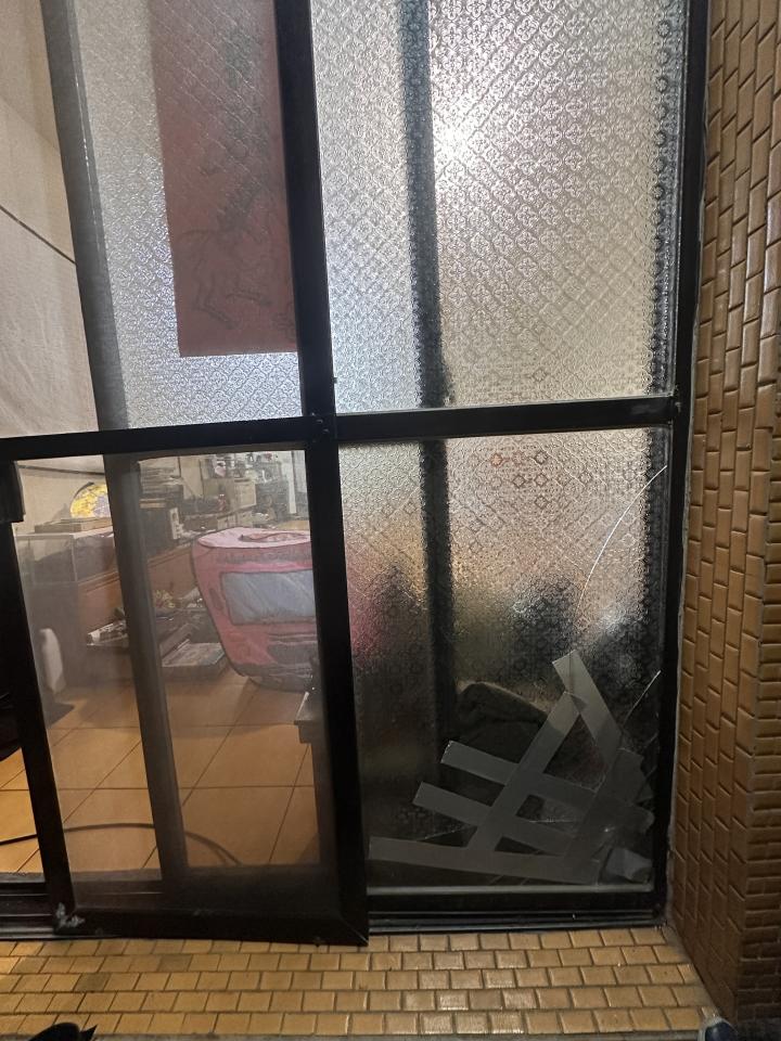 窗戶維修案件圖片