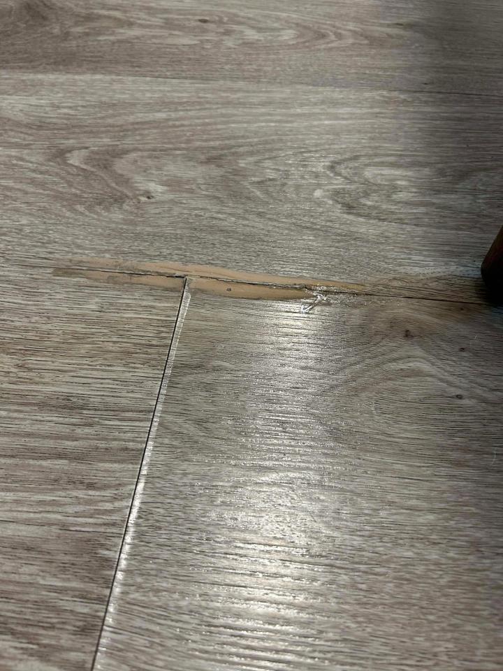 地板維修案件圖片