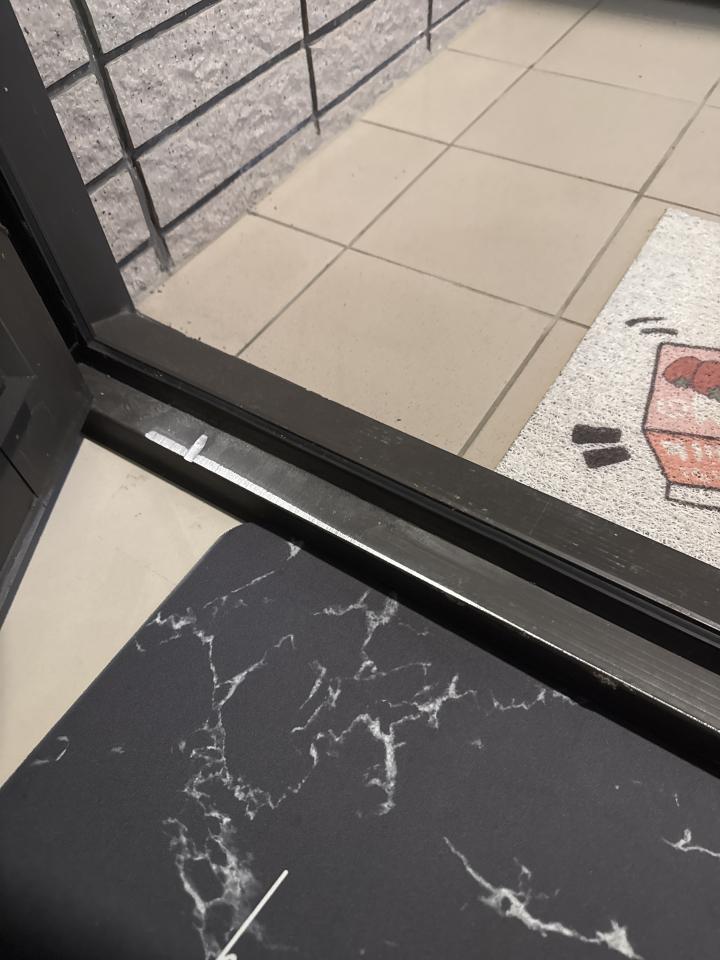 門片維修案件圖片