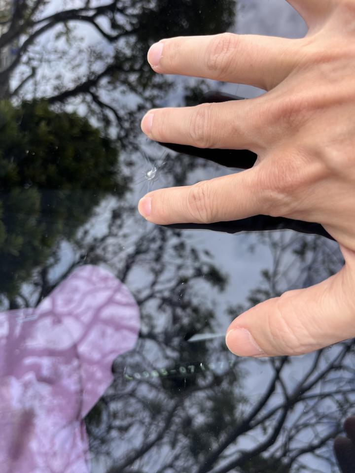 汽車玻璃修補案件圖片