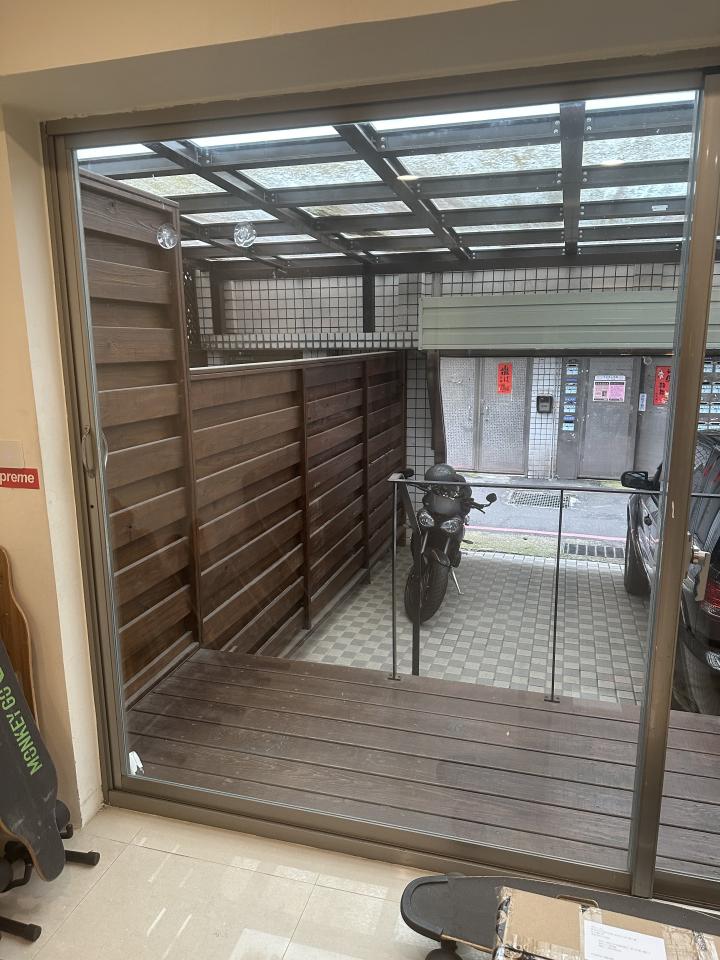 窗戶維修案件圖片