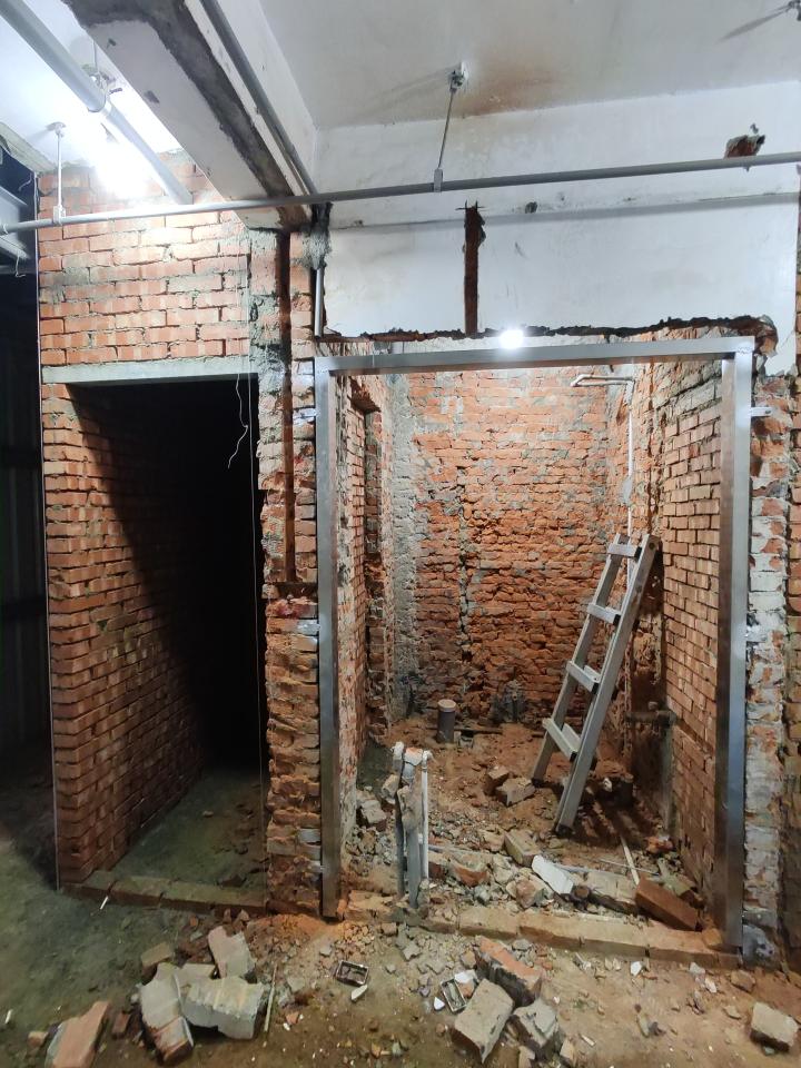 廁所隔間案件圖片