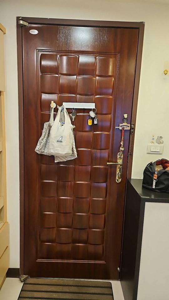 門片安裝案件圖片