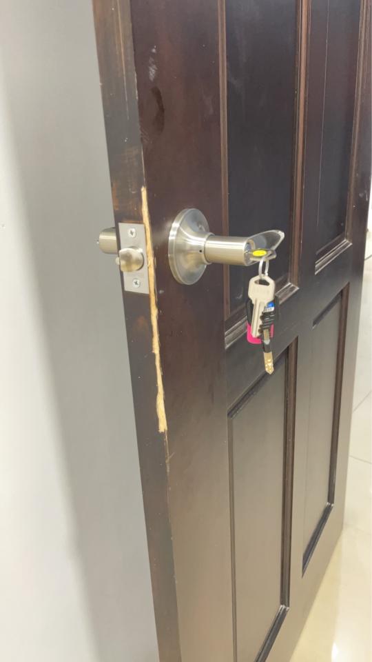 門片維修案件圖片